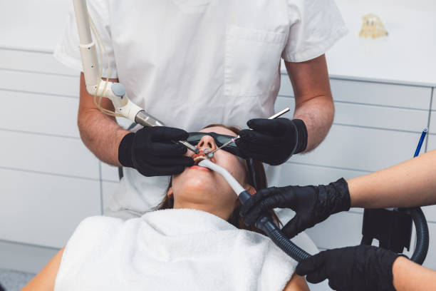 Best Weekend Emergency Dental Services in Woodmere, LA